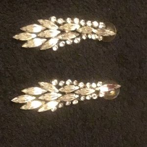 VINTAGE 2 IN. PIERCED EARRINGS . RHINESTONE